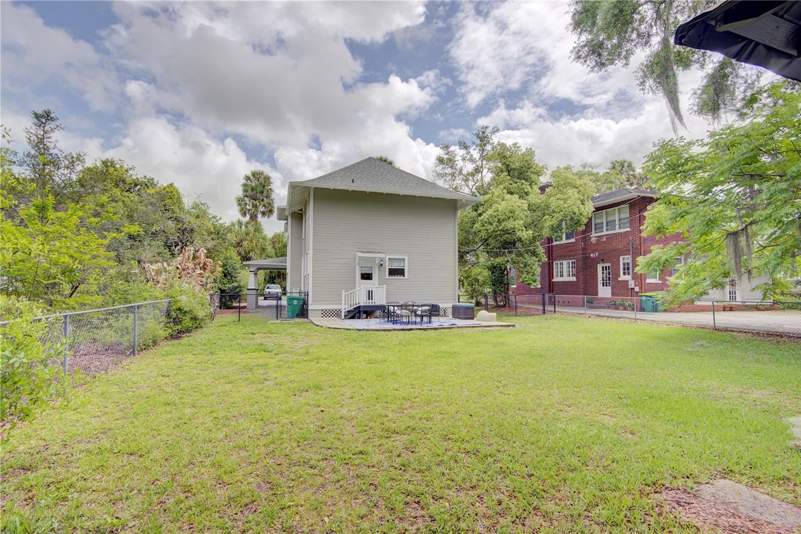 DELAND BLK O - Residential