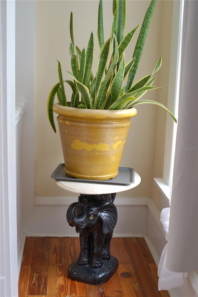 DELAND BLK O - Residential