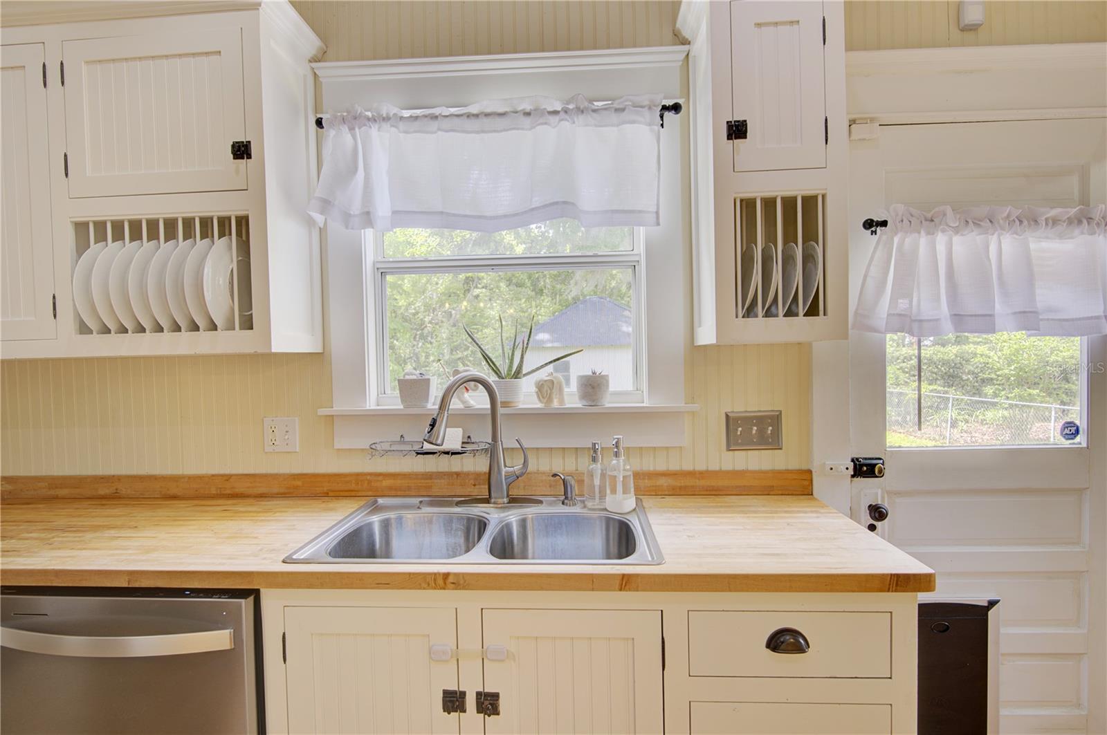 DELAND BLK O - Residential