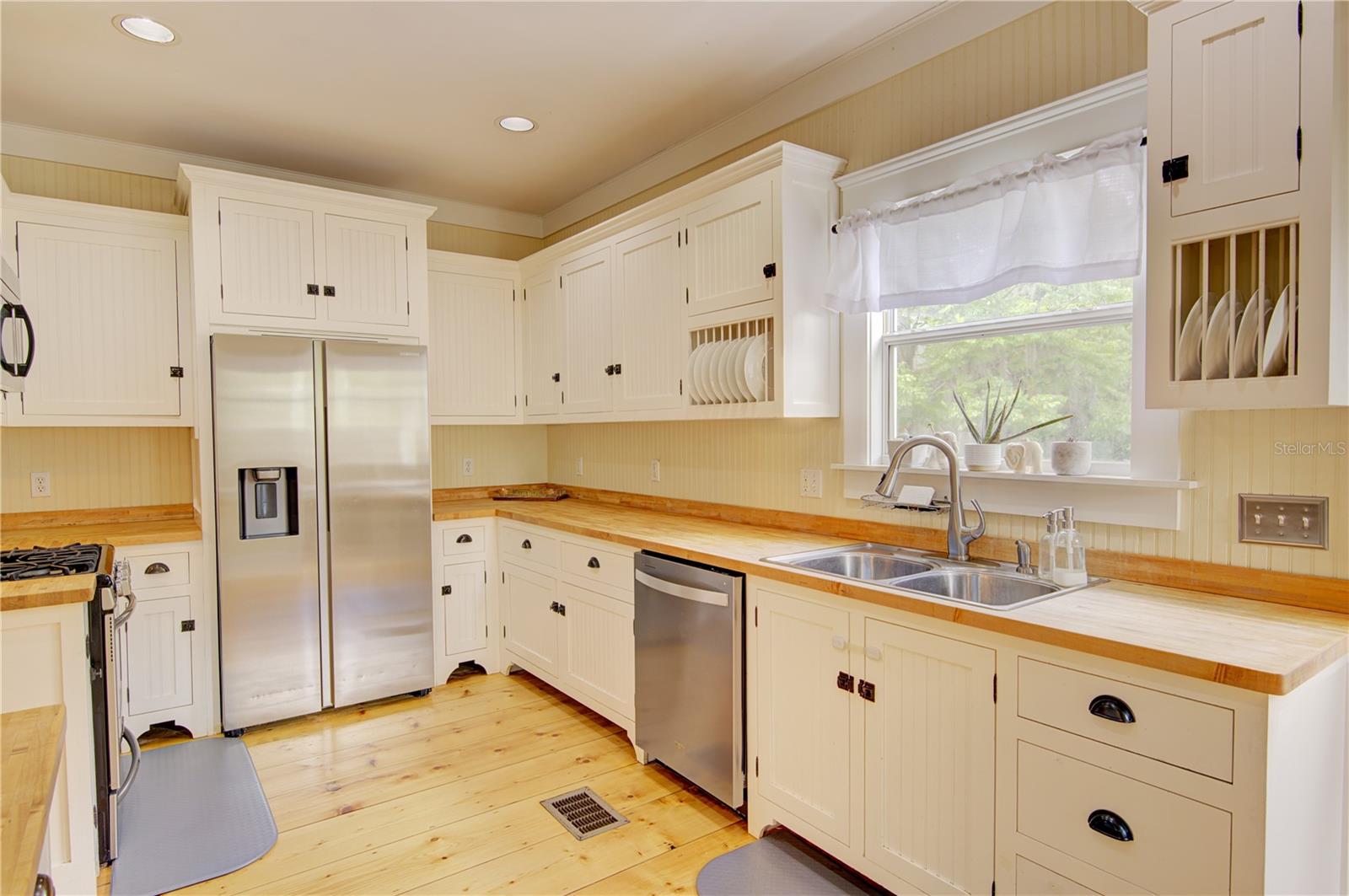 DELAND BLK O - Residential