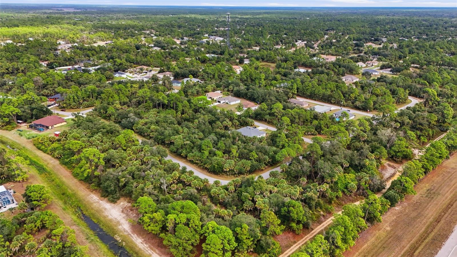 PORT CHARLOTTE SUB 28 - Land