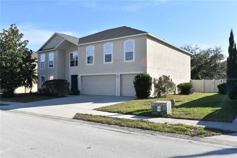 A home in WINTER HAVEN