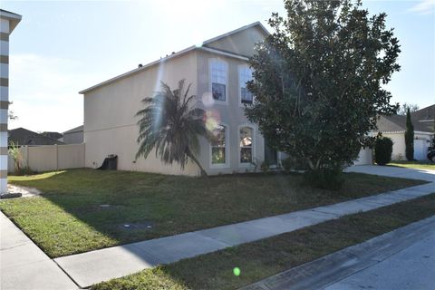 A home in WINTER HAVEN