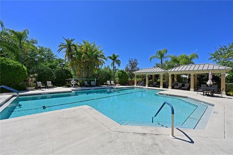 A home in PARRISH