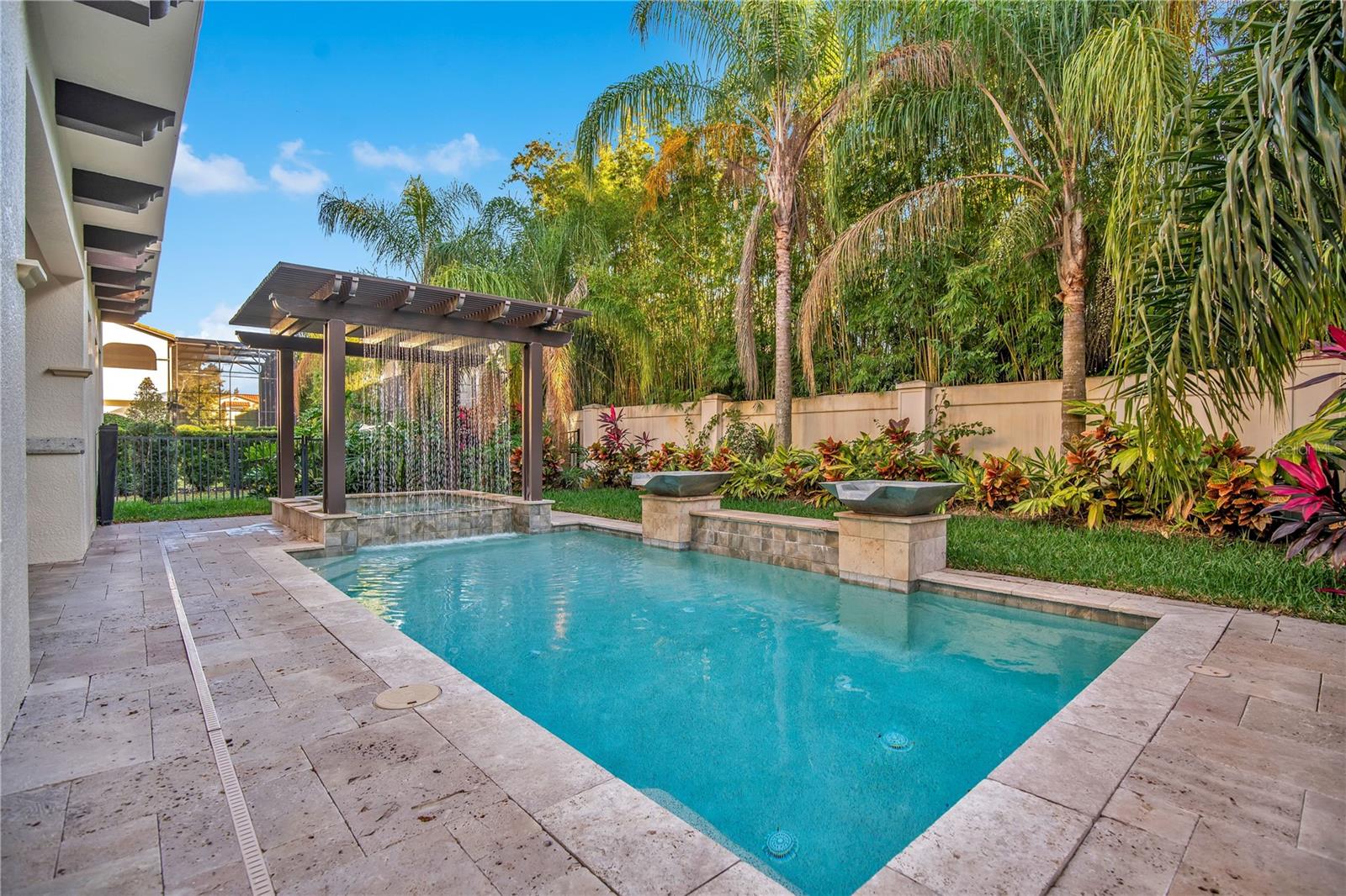 CANOPY OAKS PH 1 - Residential