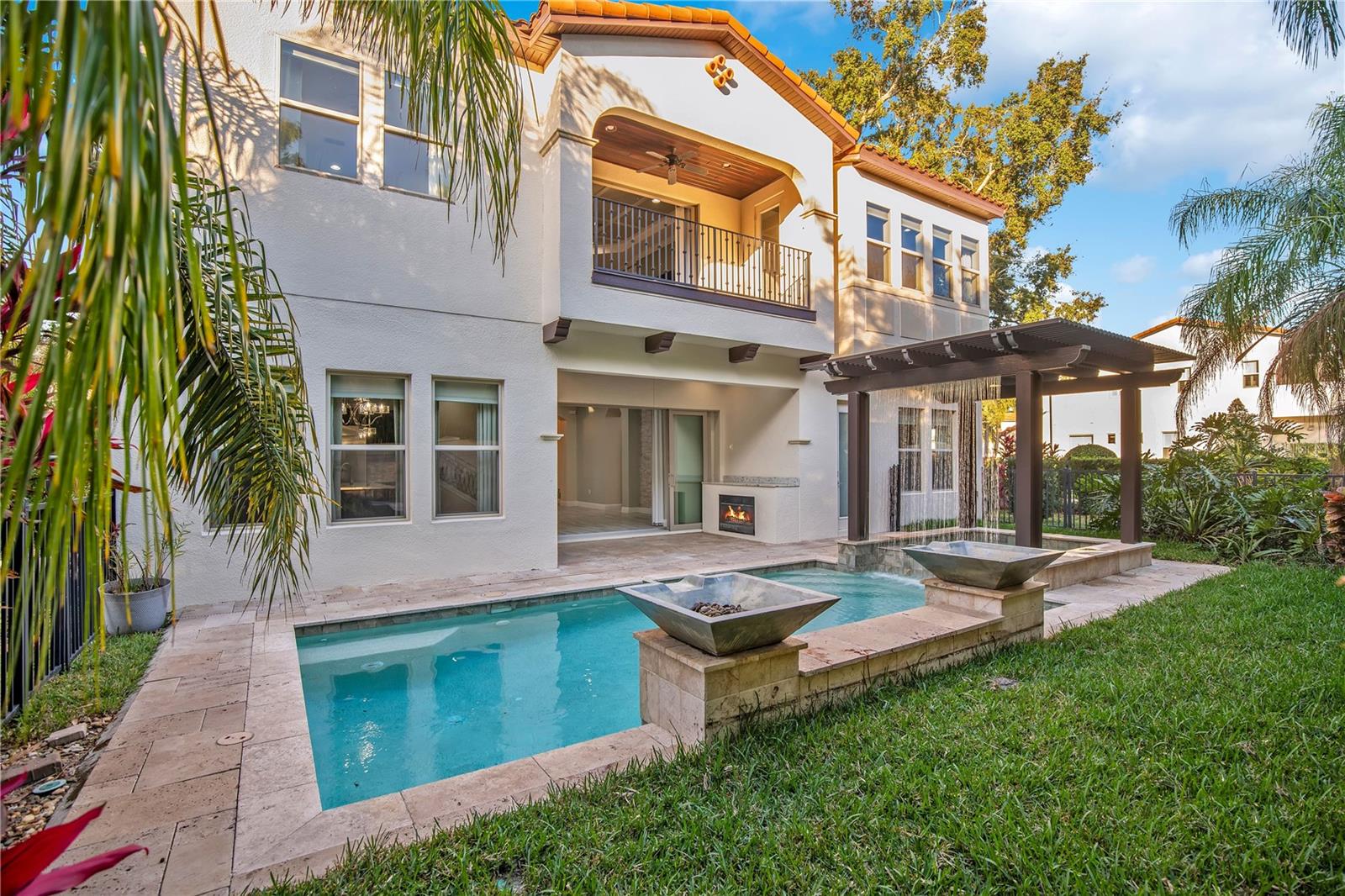 CANOPY OAKS PH 1 - Residential