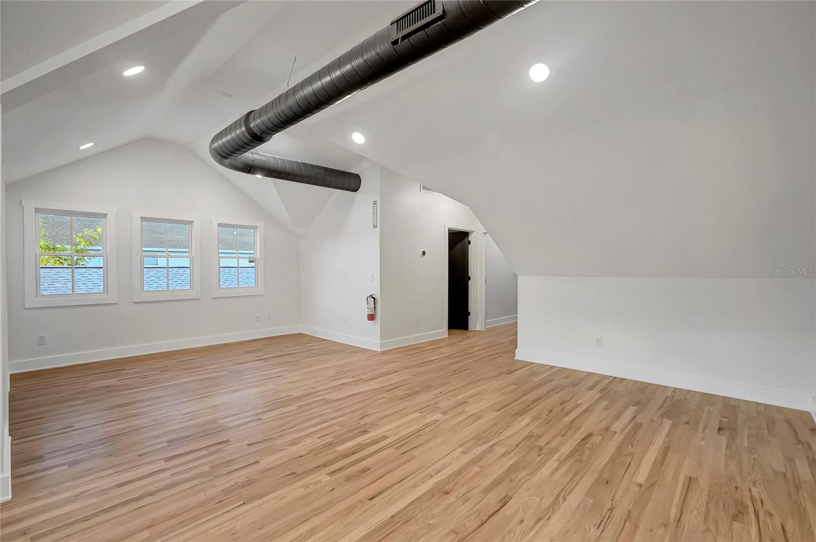 OSCAWANA - Commercial Sale