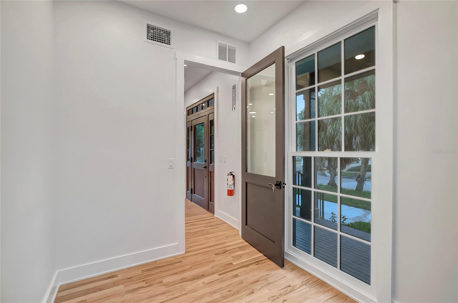 OSCAWANA - Commercial Sale