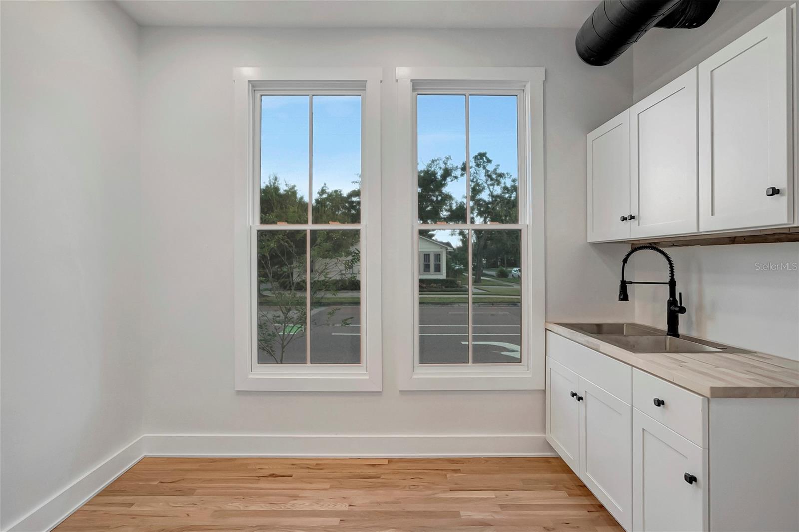 OSCAWANA - Commercial Sale