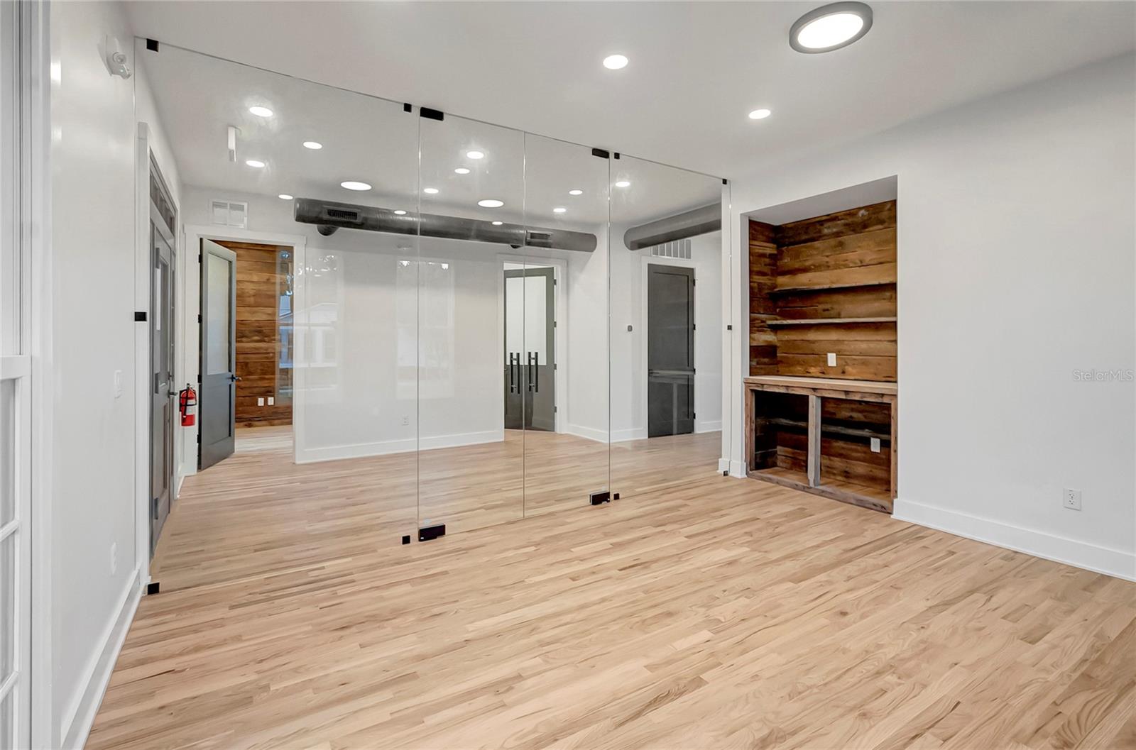 OSCAWANA - Commercial Sale