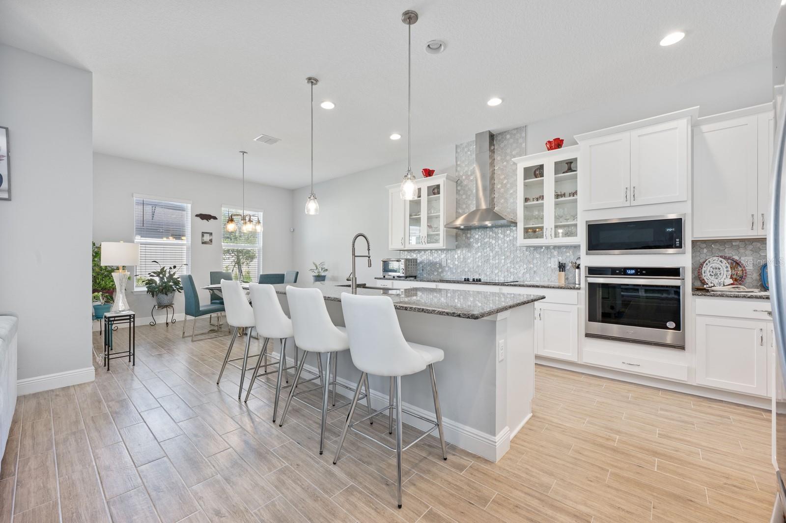 LAKESIDE AT HAMLIN - Residential