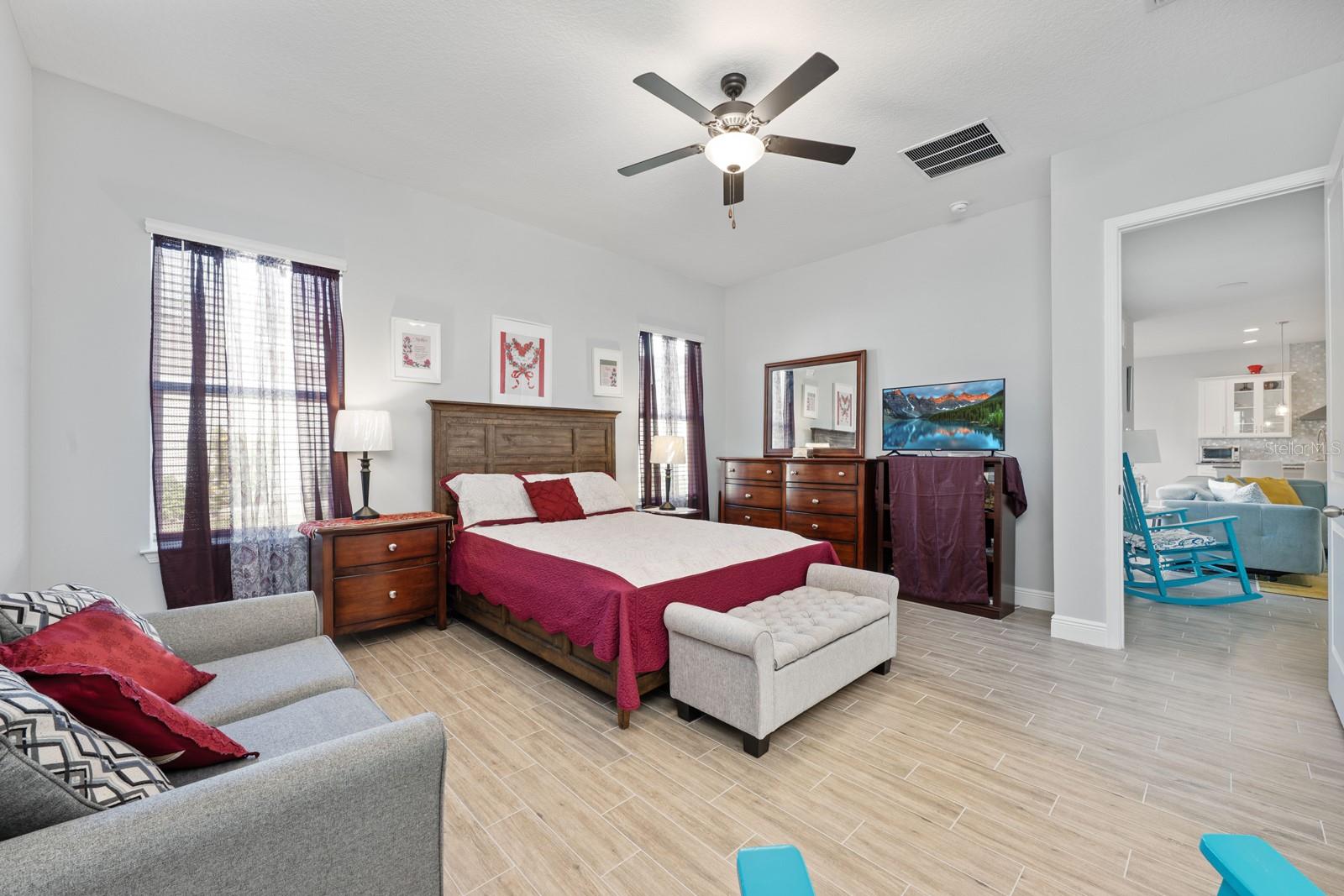 LAKESIDE AT HAMLIN - Residential