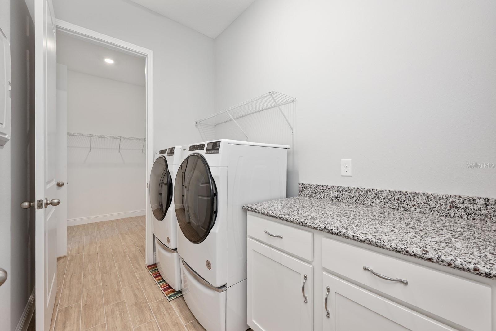 LAKESIDE AT HAMLIN - Residential