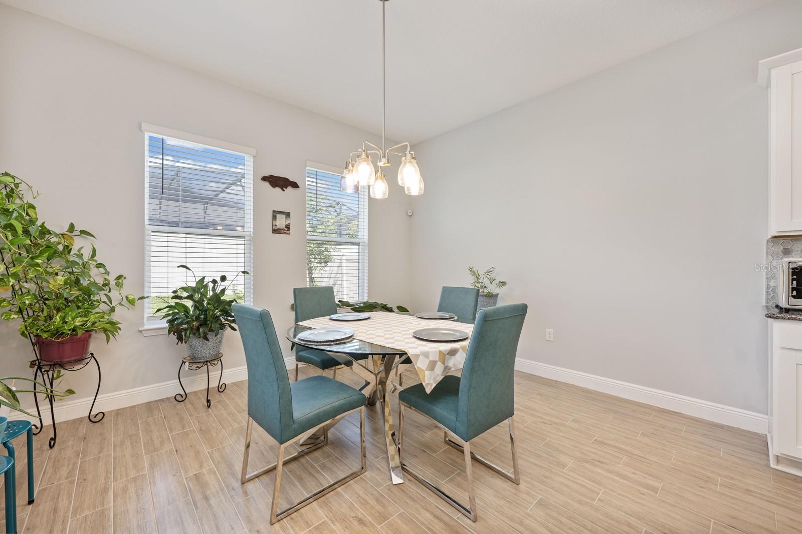 LAKESIDE AT HAMLIN - Residential