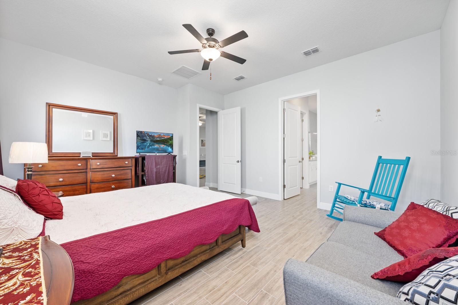 LAKESIDE AT HAMLIN - Residential