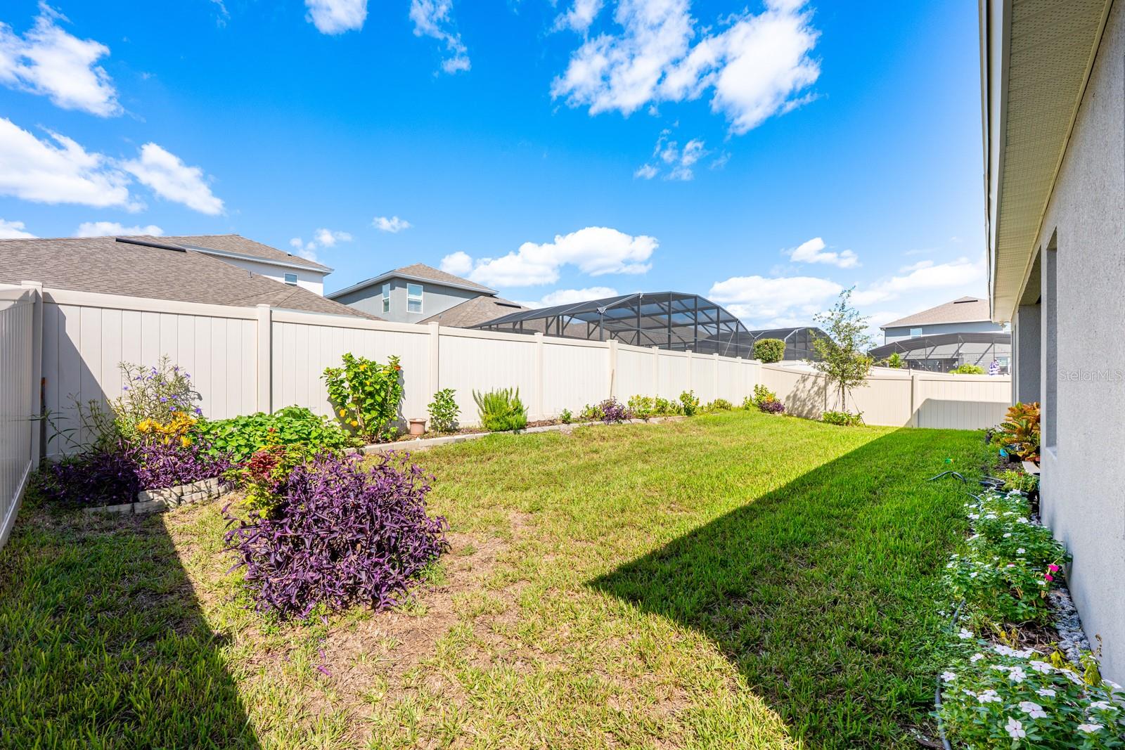 LAKESIDE AT HAMLIN - Residential