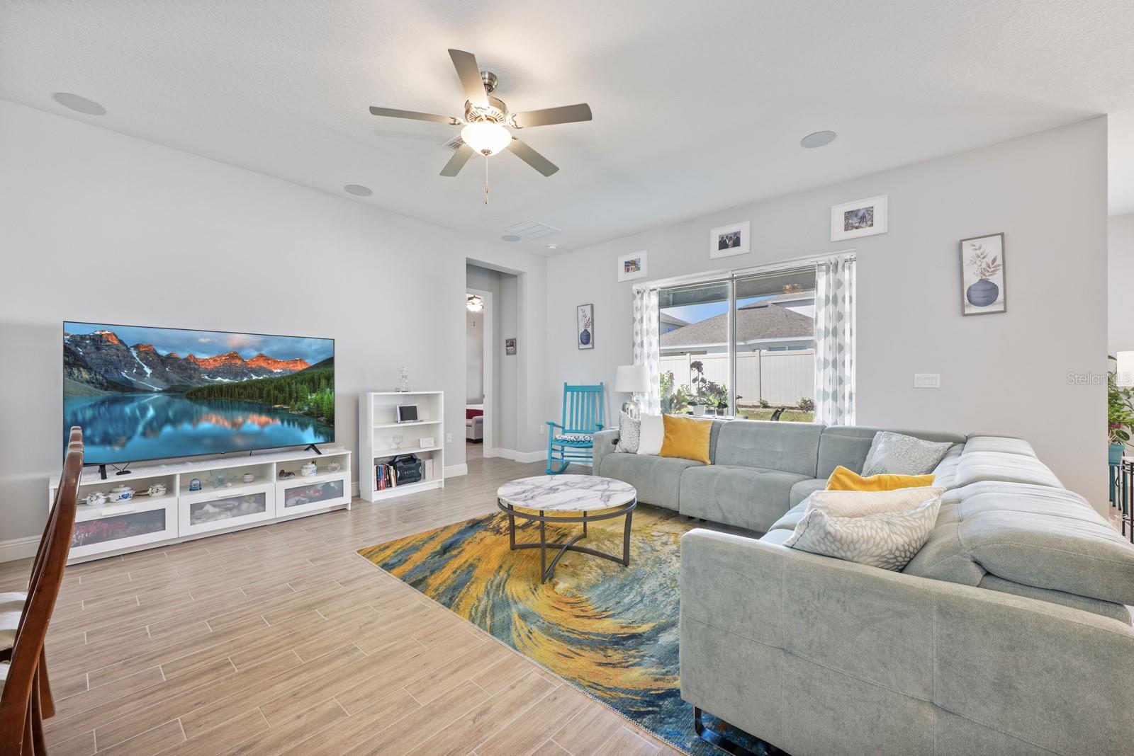 LAKESIDE AT HAMLIN - Residential