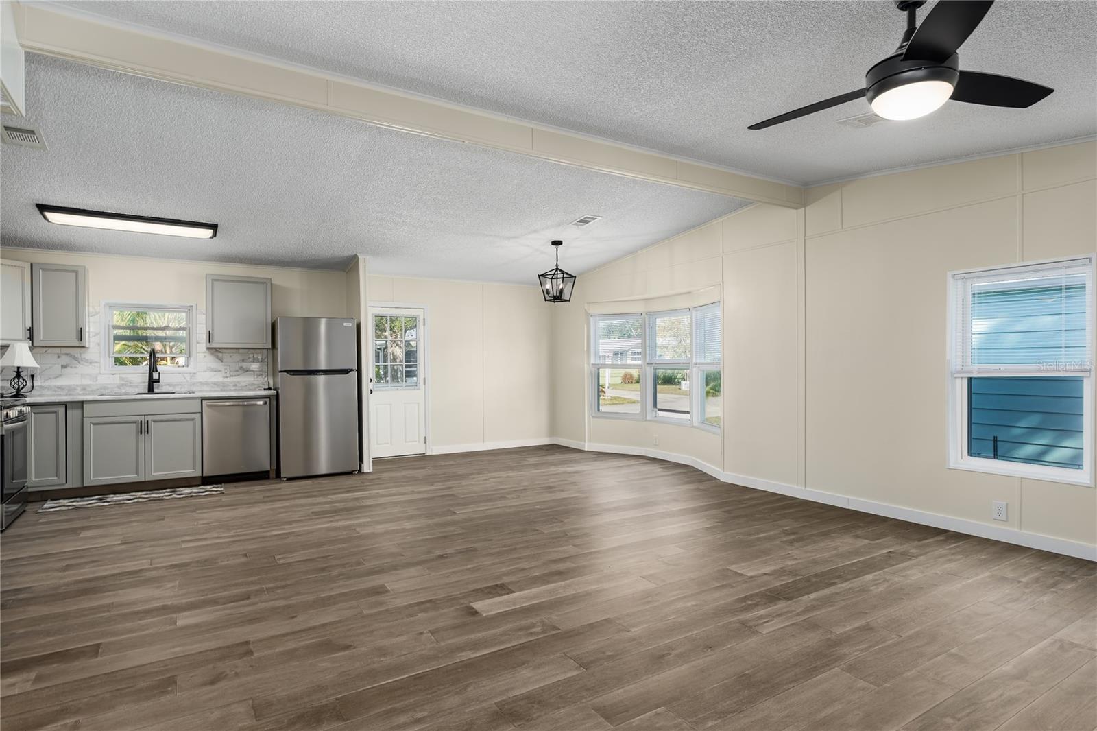 RIDGEWOOD MEADOWS PH II & III - Residential