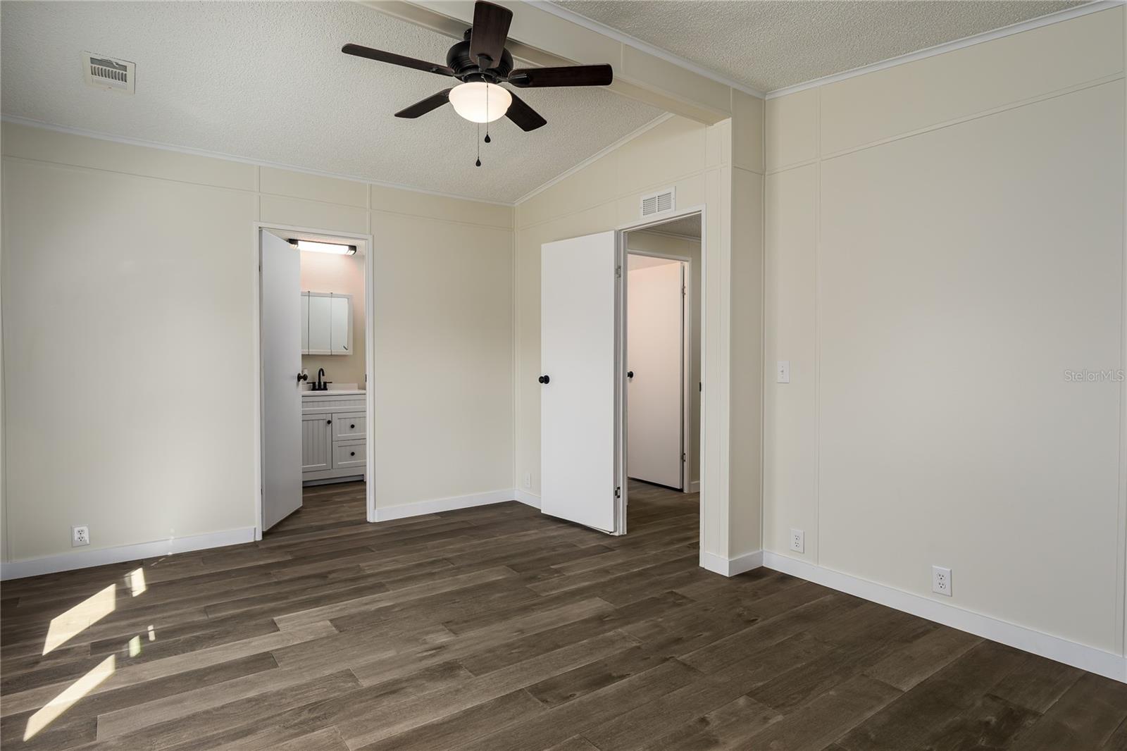 RIDGEWOOD MEADOWS PH II & III - Residential