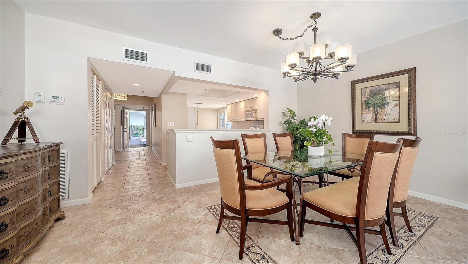 PLAYERS CLUB III - Residential