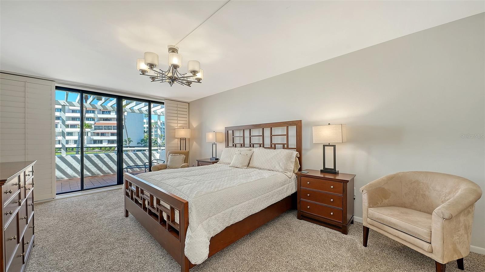 PLAYERS CLUB III - Residential