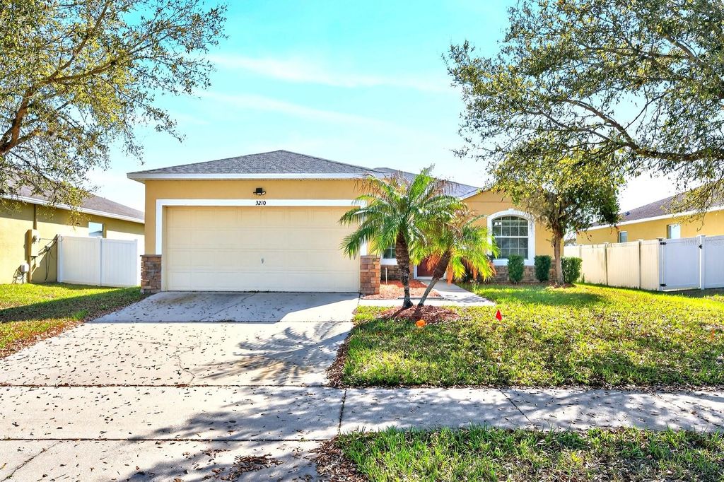 Photo of 3210 Queen Alexandria Drive, Kissimmee, FL 34744 (MLS # O6389027)