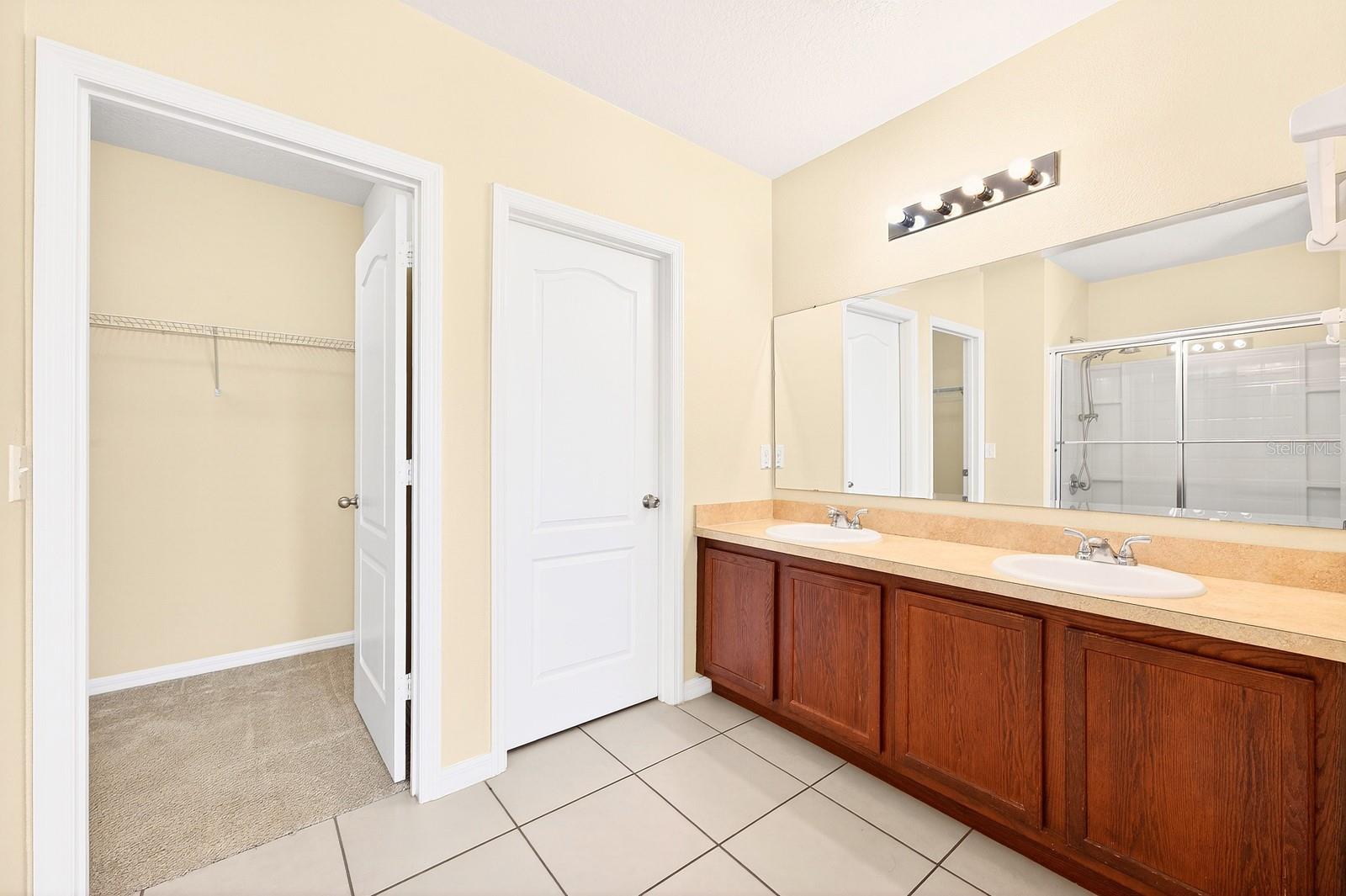 RAINTREE AT SPRINGLAKE VILLAGE PH 2 - Residential