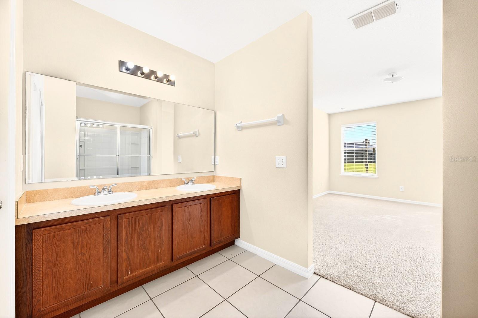 RAINTREE AT SPRINGLAKE VILLAGE PH 2 - Residential