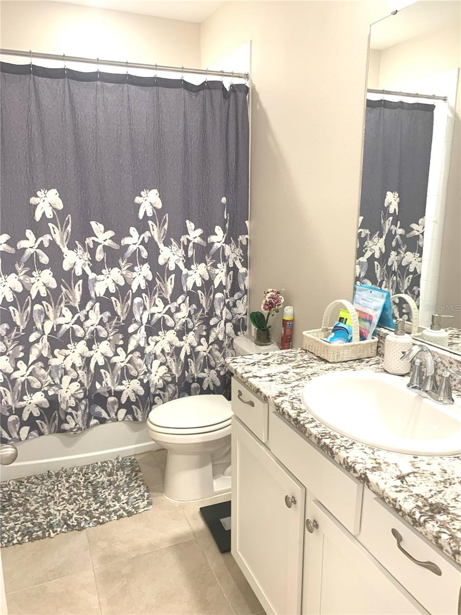 BAY LNDG PH 2A - Residential Lease