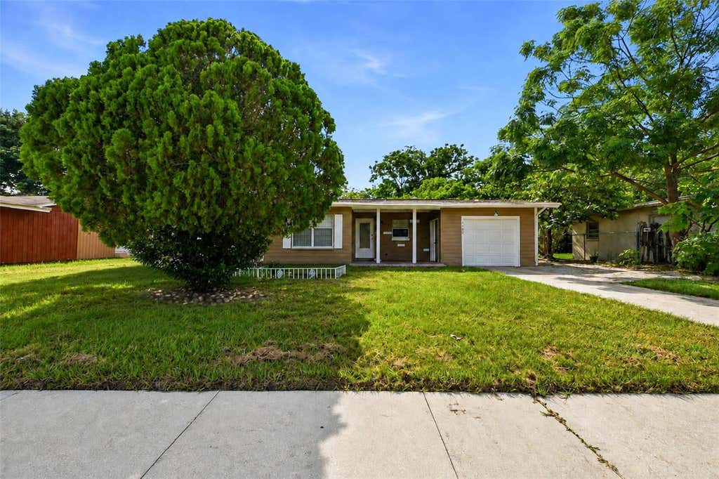 Photo of 4302 Meadowbrook Avenue, Orlando, FL 32808 (MLS # O6434239)