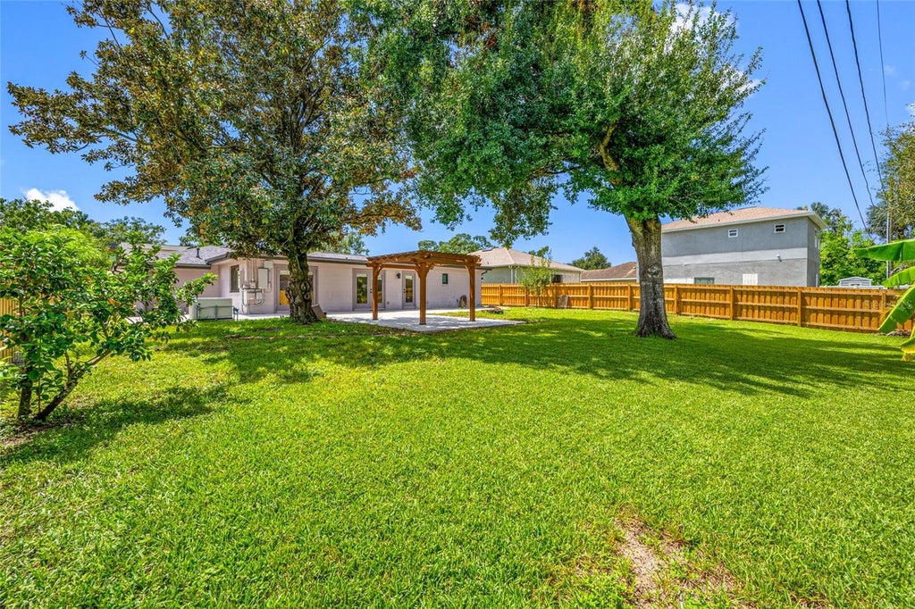 Photo of 2121 W Farwell Drive, Tampa, FL 33603 (MLS # TB8545968)
