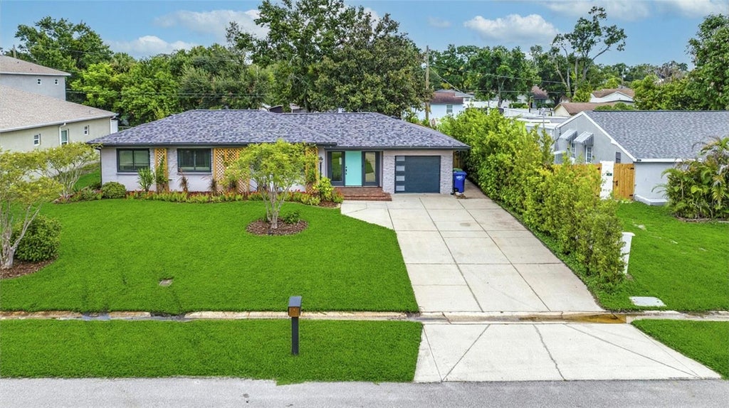 Photo of 2121 W Farwell Drive, Tampa, FL 33603 (MLS # TB8545968)