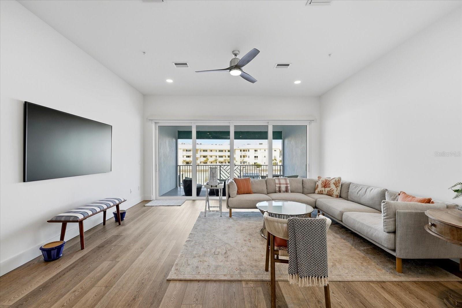 COASTAL COLLECTION TWNHMS - Residential