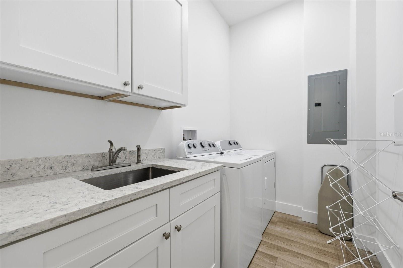 COASTAL COLLECTION TWNHMS - Residential