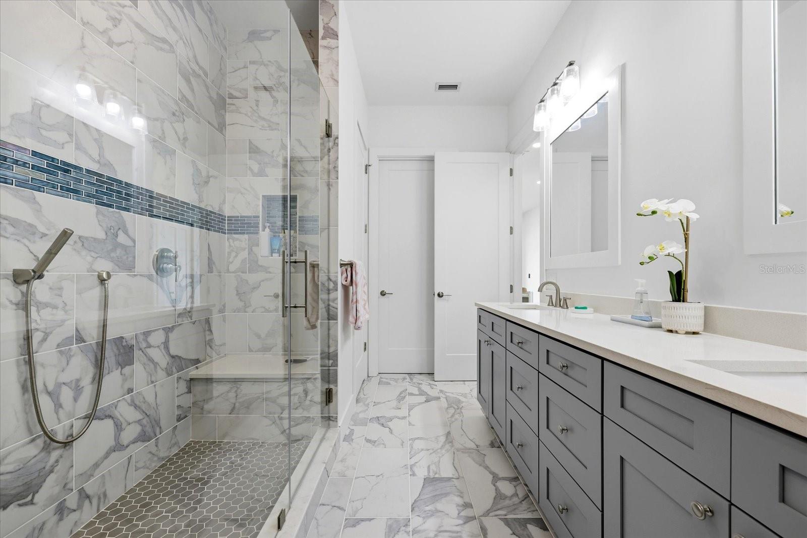 COASTAL COLLECTION TWNHMS - Residential