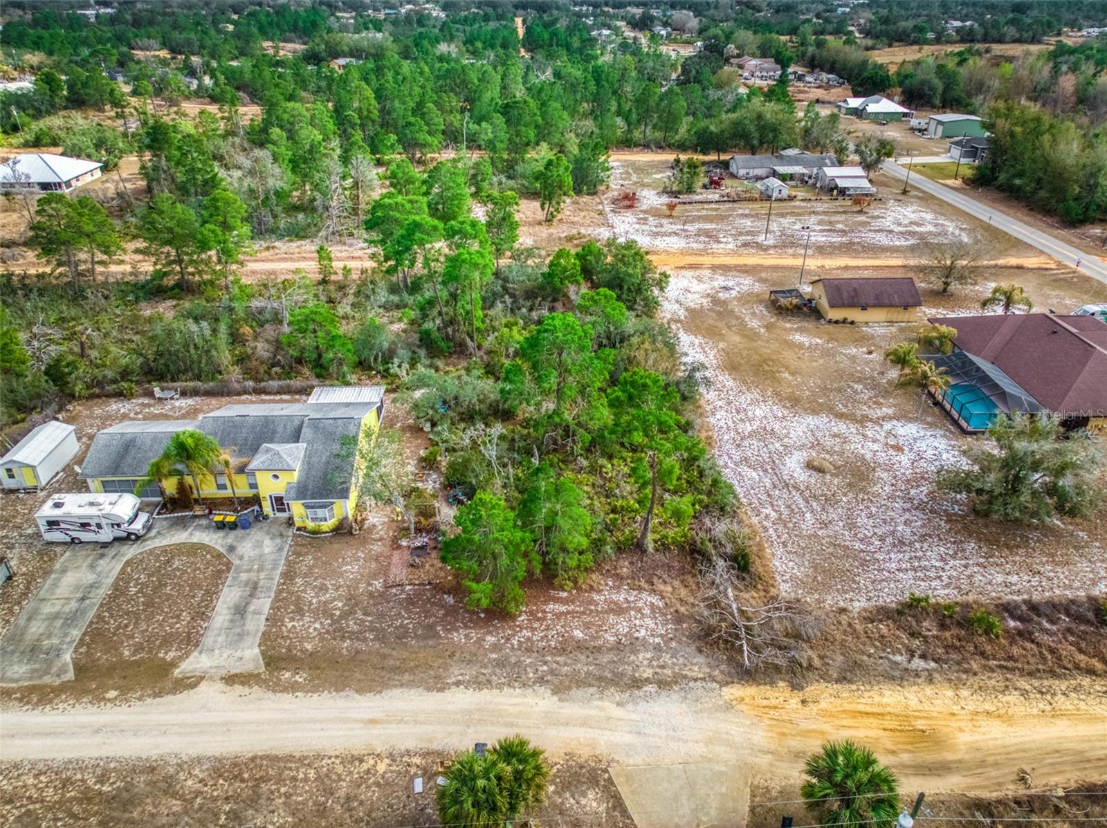 AVON PARK LAKES - Land