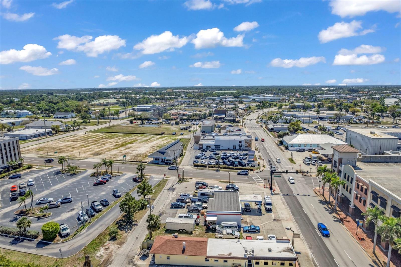 PUNTA GORDA - Commercial Sale
