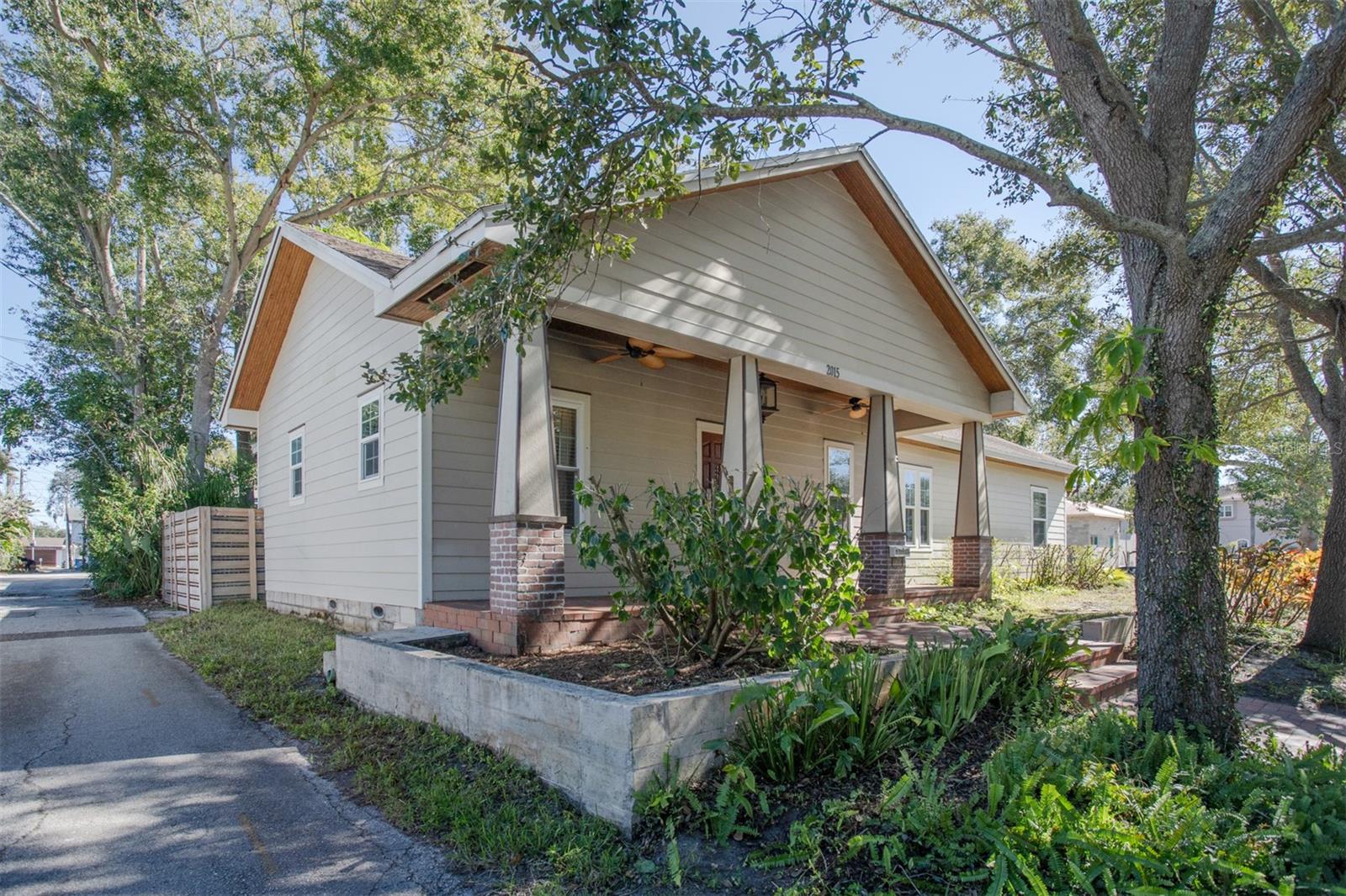 CRESCENT LAKE REV - Residential