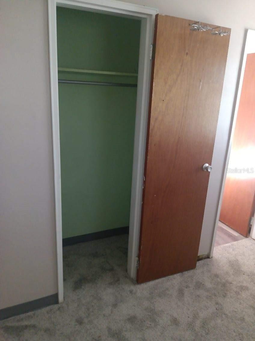 OAK MANOR - Residential