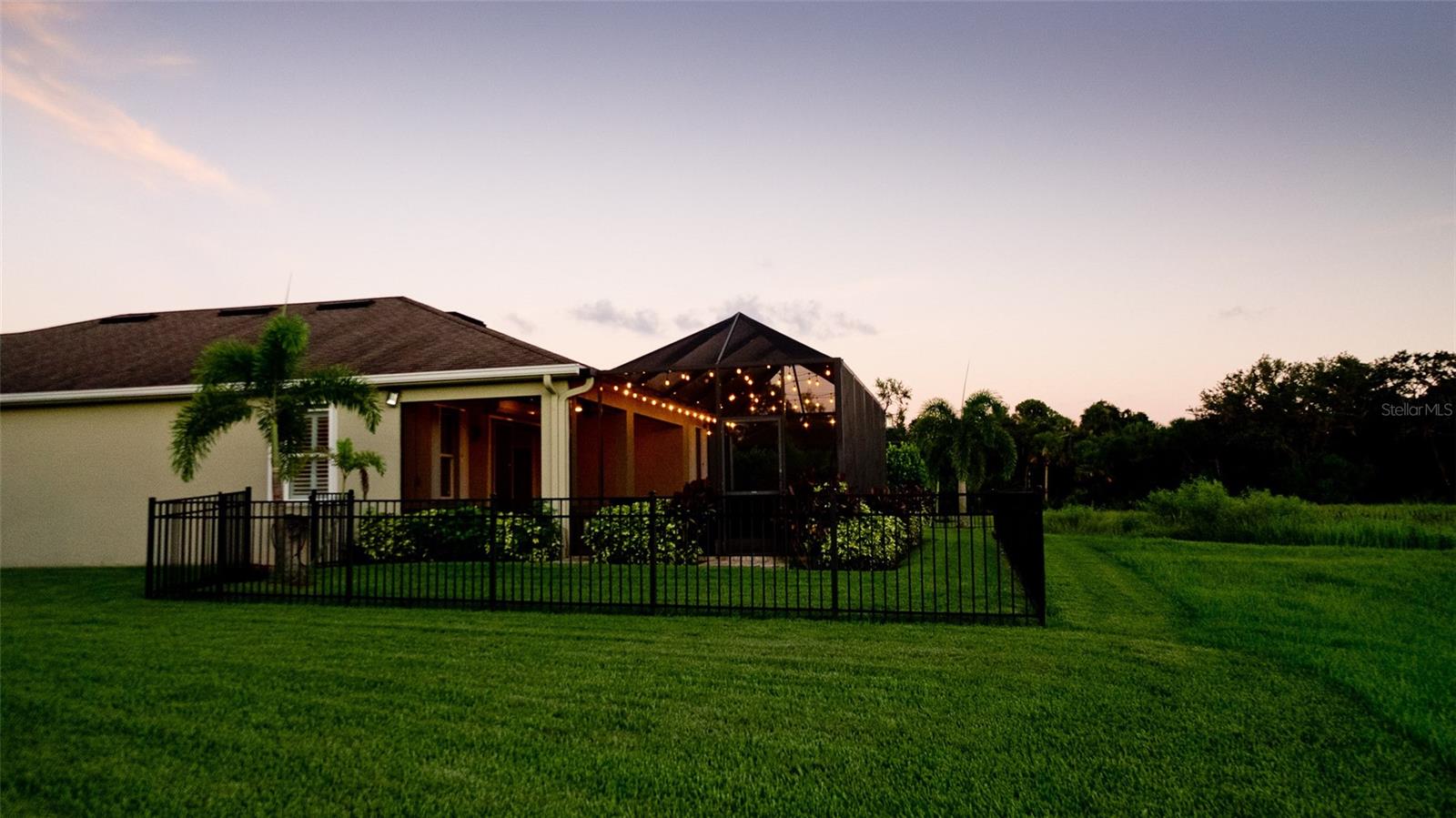 STONELEDGE - Residential