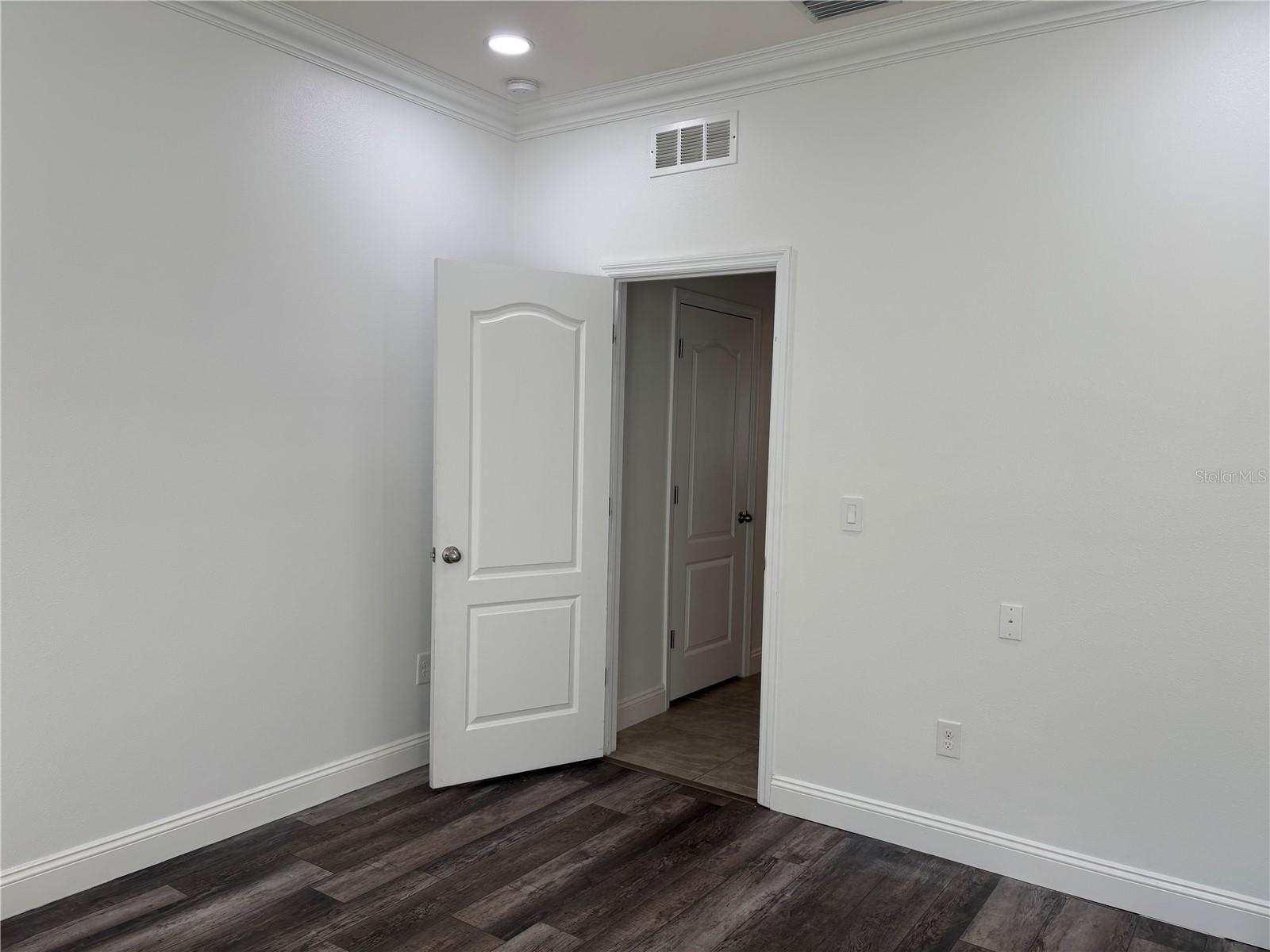 STONELEDGE - Residential