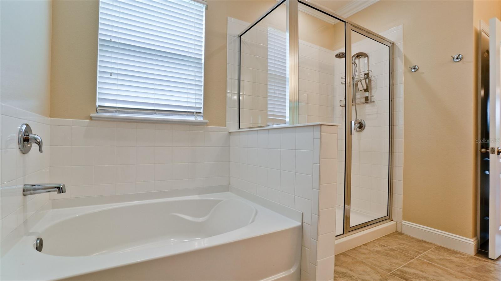 STONELEDGE - Residential