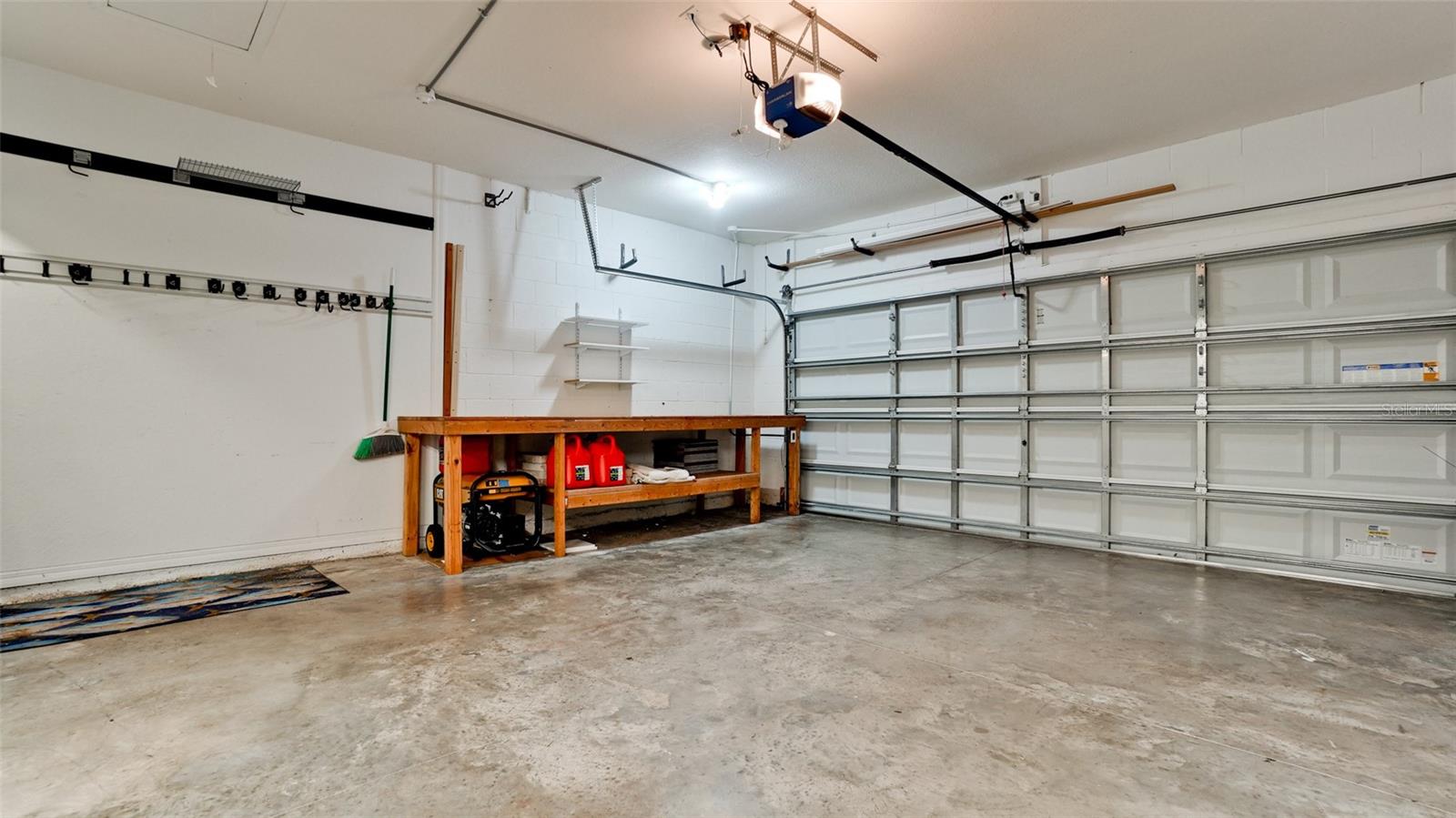 STONELEDGE - Residential