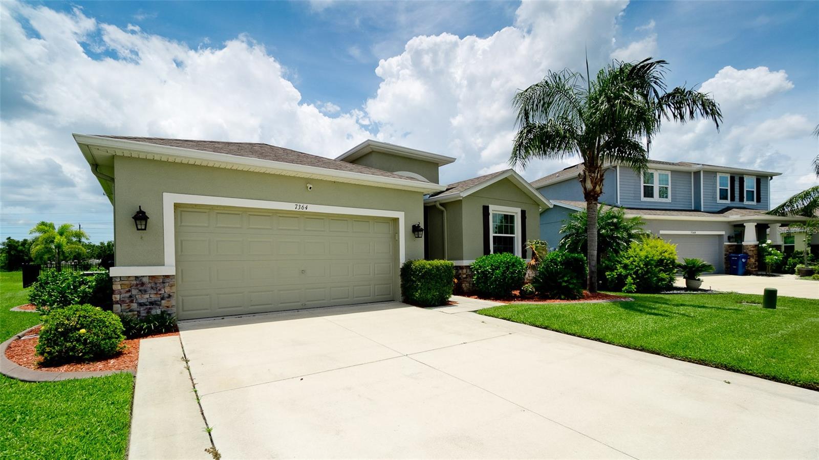 STONELEDGE - Residential