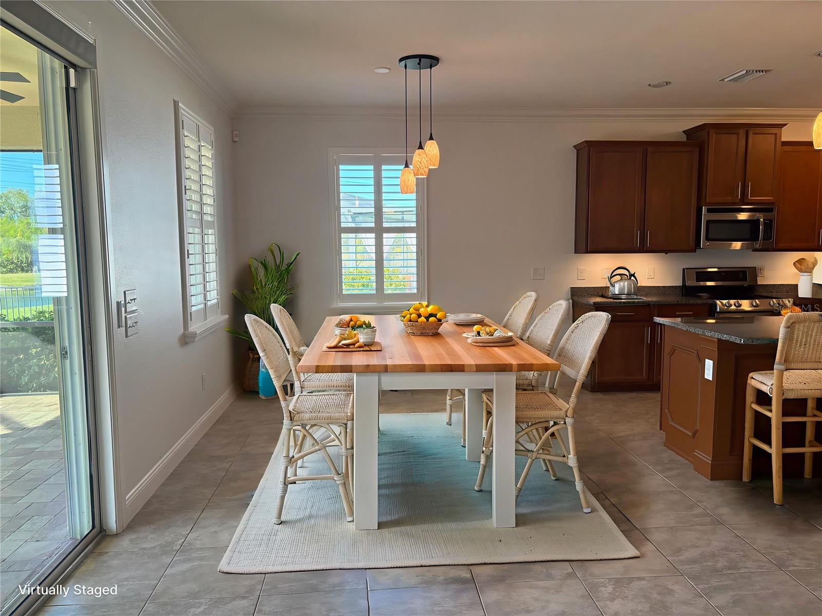 STONELEDGE - Residential