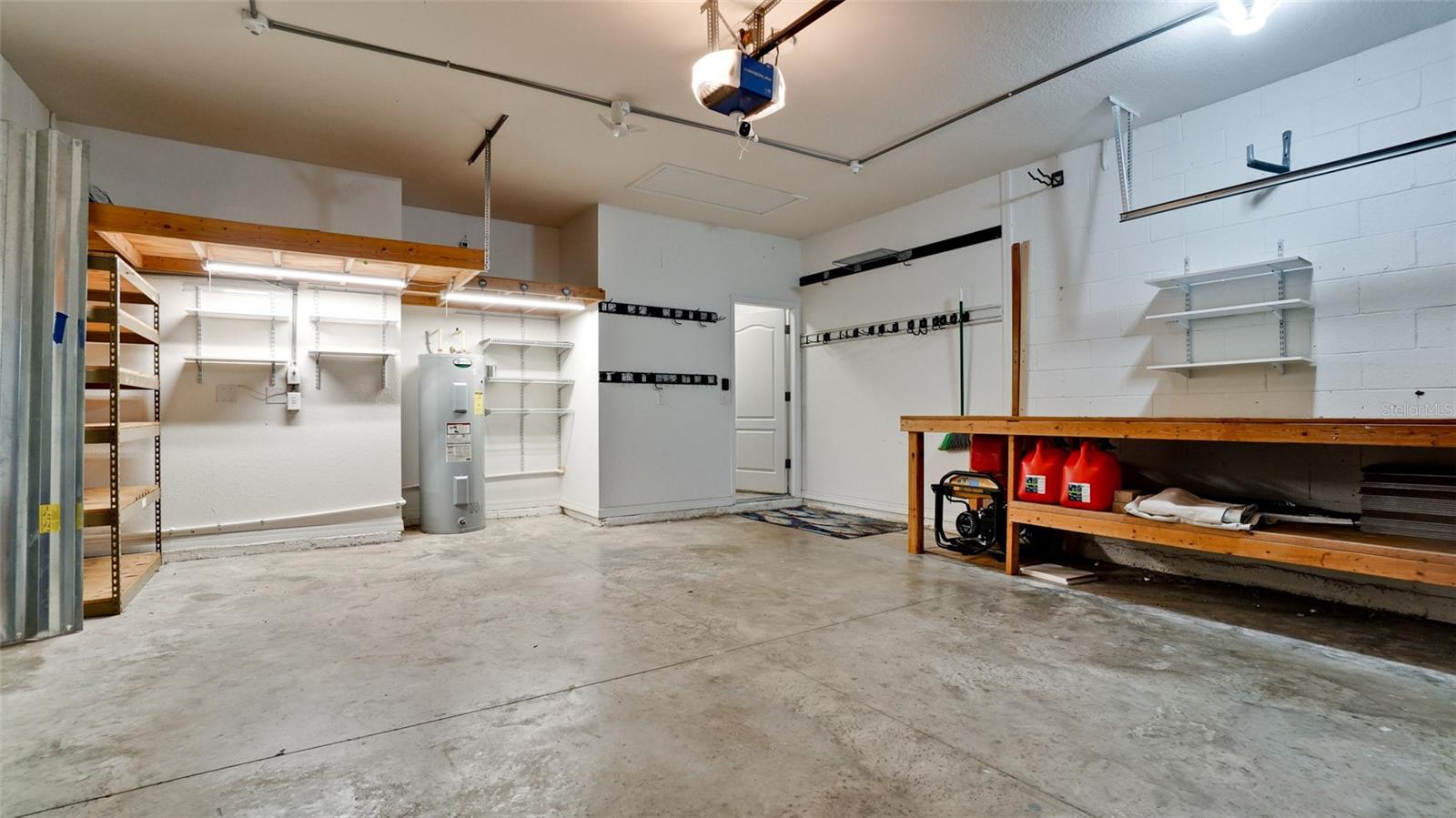 STONELEDGE - Residential