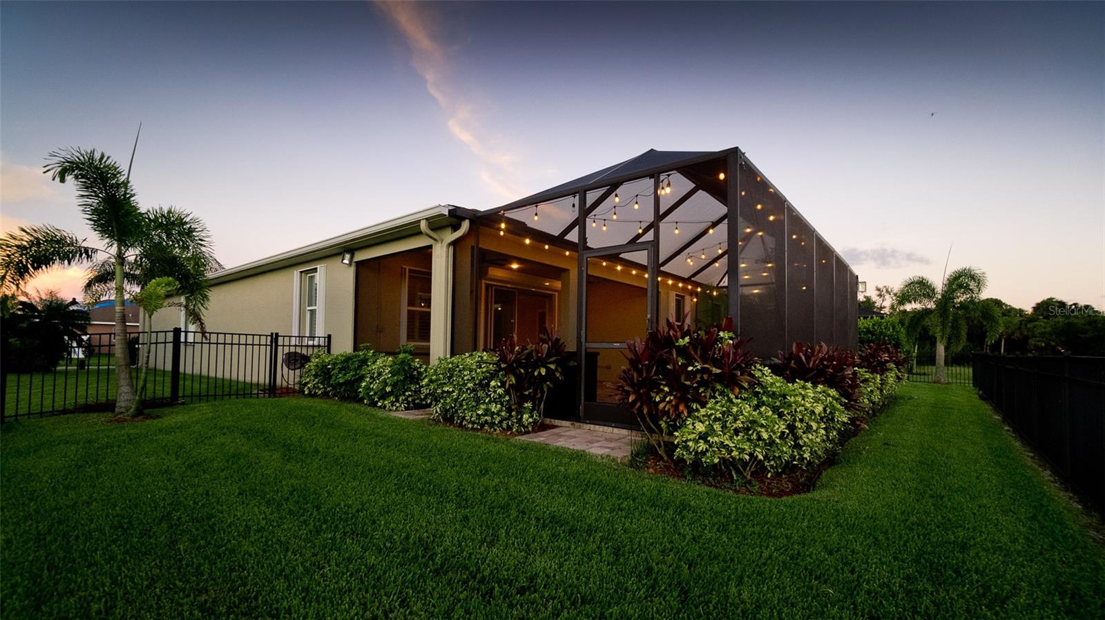 STONELEDGE - Residential