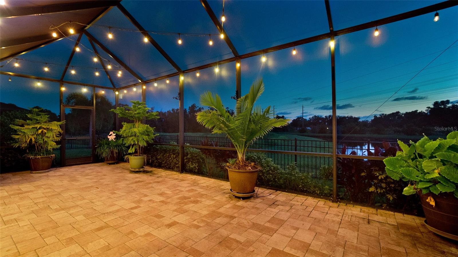 STONELEDGE - Residential