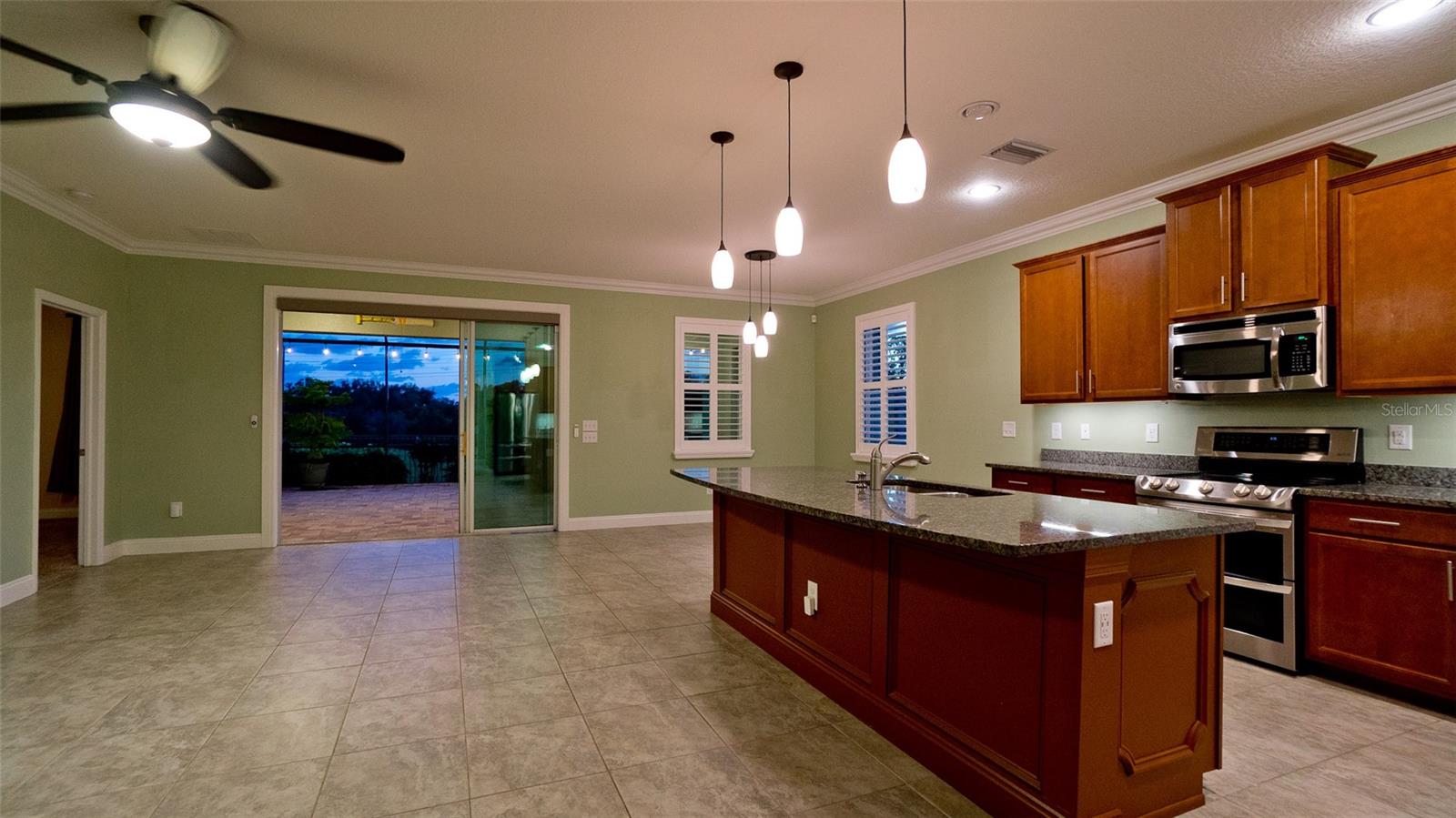 STONELEDGE - Residential