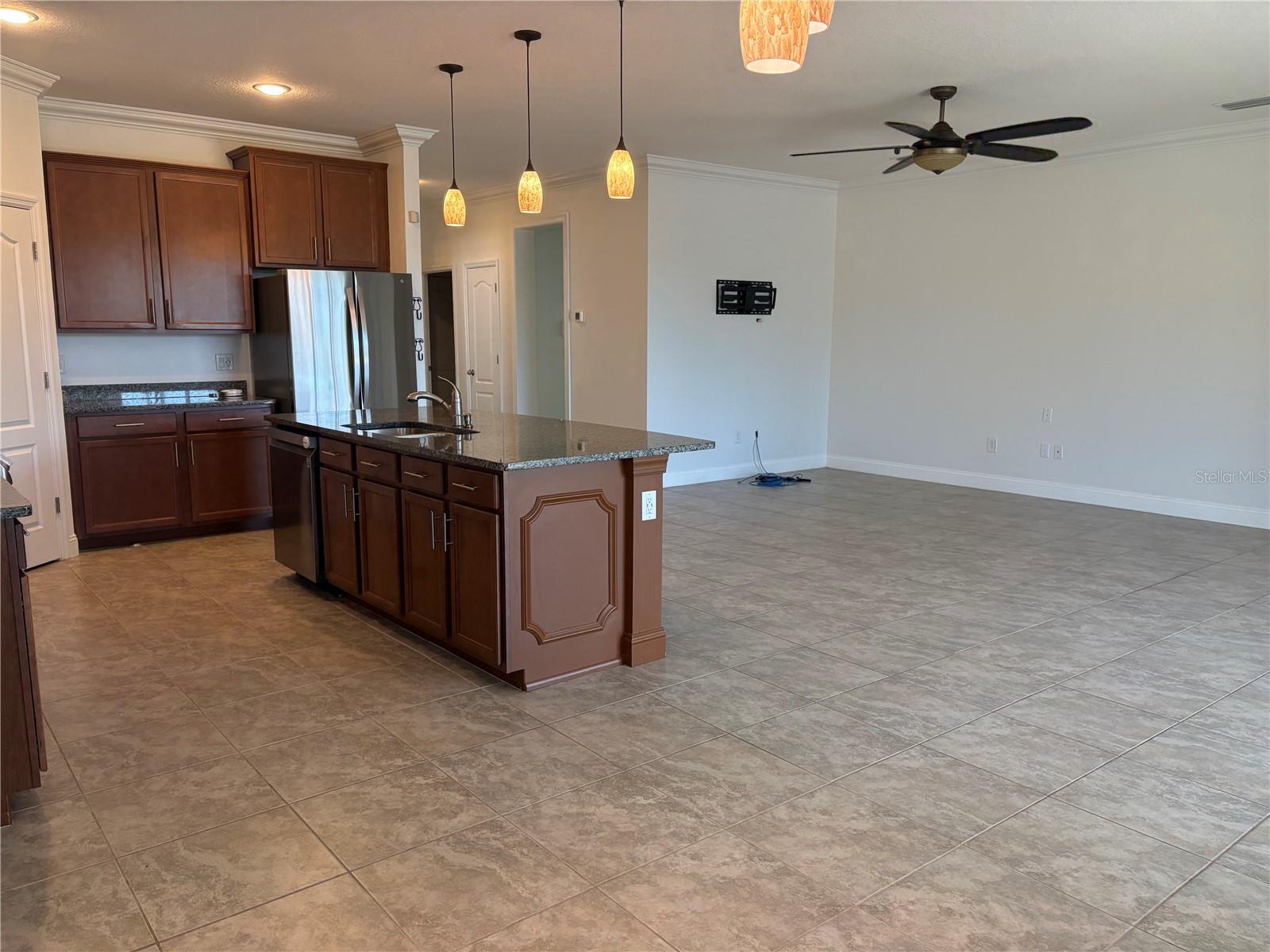 STONELEDGE - Residential